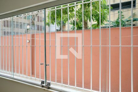 Apartamento à venda com 105m², 3 quartos e 2 vagasDetalhe Sala