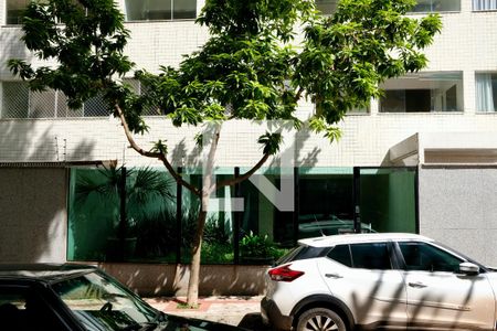 Apartamento à venda com 105m², 3 quartos e 2 vagasSacada