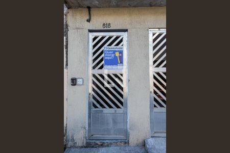 Fachada de casa para alugar com 1 quarto, 27m² em Jardim Centenário, São Paulo