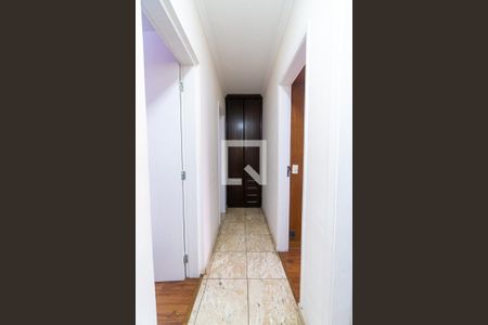 Casa à venda com 116m², 3 quartos e 2 vagasCorredor