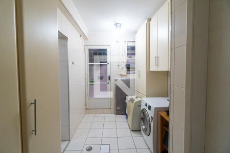 Casa à venda com 116m², 3 quartos e 2 vagasÁrea de Serviço