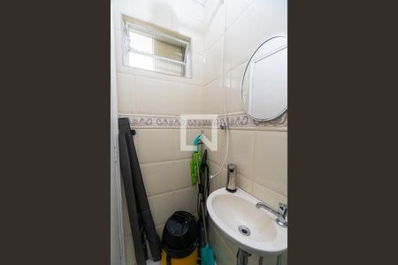 Casa à venda com 116m², 3 quartos e 2 vagasBanheiro de serviço