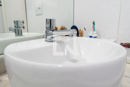 Casa à venda com 116m², 3 quartos e 2 vagasBanheiro Detalhe