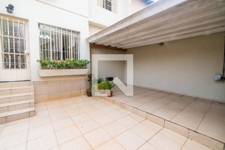 Casa à venda com 116m², 3 quartos e 2 vagasGaragem