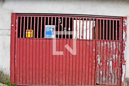 Casa à venda com 202m², 2 quartos e 2 vagasFachada