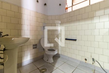 Apartamento à venda com 130m², 2 quartos e sem vagaBanheiro