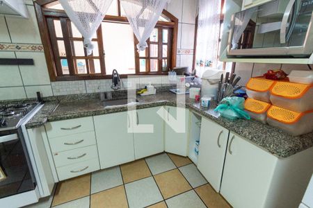 Casa à venda com 428m², 7 quartos e 4 vagasCozinha - Armários