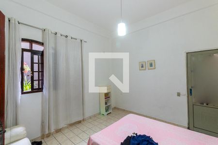 Casa à venda com 428m², 7 quartos e 4 vagasQuarto 3