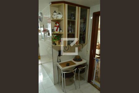 Apartamento à venda com 82m², 3 quartos e 1 vagaCozinha 