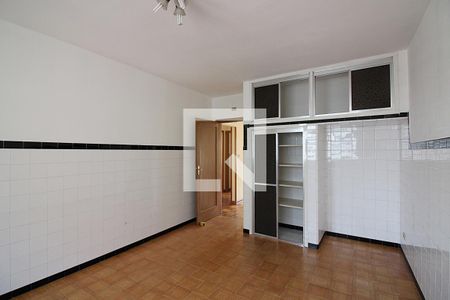 Casa para alugar com 350m², 2 quartos e 4 vagasCozinha