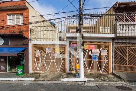 Casa à venda com 115m², 2 quartos e 3 vagasFachada