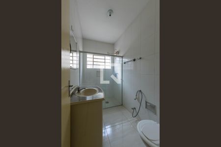 Casa à venda com 115m², 2 quartos e 3 vagasBanheiro