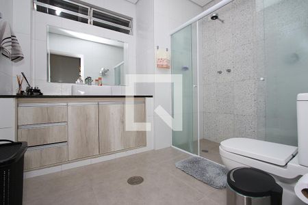 Banheiro Corredor de apartamento à venda com 3 quartos, 160m² em Pinheiros, São Paulo