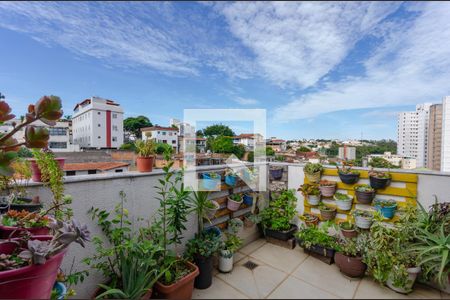 Apartamento à venda com 155m², 2 quartos e 2 vagasCobertura