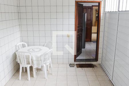 Casa à venda com 500m², 4 quartos e 2 vagasÁrea de Serviço