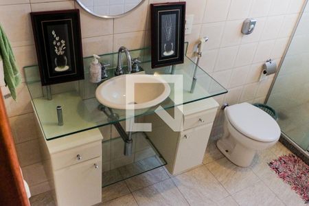 Casa à venda com 500m², 4 quartos e 2 vagasBanheiro