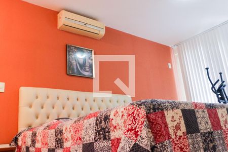 Casa à venda com 500m², 4 quartos e 2 vagasSuíte 2