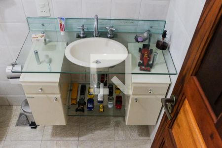Casa à venda com 500m², 4 quartos e 2 vagasBanheiro da Suíte 1