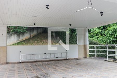 Casa à venda com 500m², 4 quartos e 2 vagasSalão de Festas