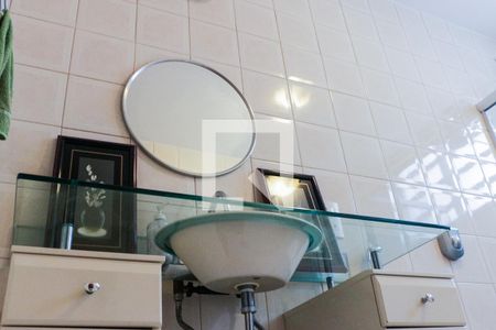 Casa à venda com 500m², 4 quartos e 2 vagasBanheiro