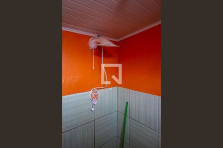 Banheiro de casa à venda com 4 quartos, 90m² em Partenon, Porto Alegre