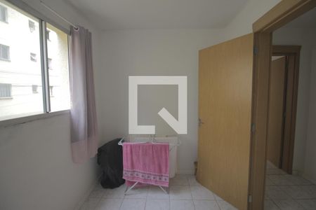 Quarto 1 de apartamento à venda com 2 quartos, 40m² em Guajuviras, Canoas