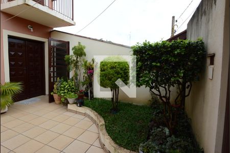 Casa à venda com 214m², 3 quartos e 2 vagasQuintal - Garagem 