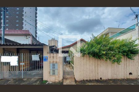 Casa para alugar com 80m², 2 quartos e 1 vagaFachada 