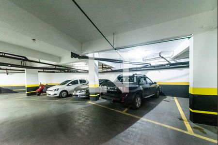 Apartamento à venda com 115m², 2 quartos e 1 vaga Apartamento à venda com 115m², 2 quartos e 1 vagaGaragem