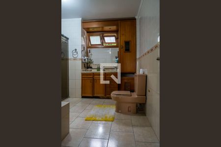 Casa à venda com 464m², 5 quartos e 2 vagasBanheiro da Suíte