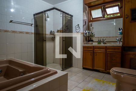 Casa à venda com 464m², 5 quartos e 2 vagasBanheiro da Suíte