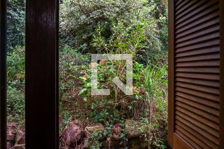 Casa à venda com 464m², 5 quartos e 2 vagasQuarto 1