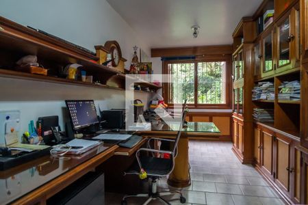 Casa à venda com 464m², 5 quartos e 2 vagasEscritório