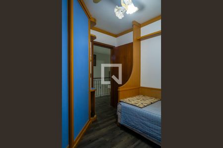 Casa à venda com 464m², 5 quartos e 2 vagasQuarto 2