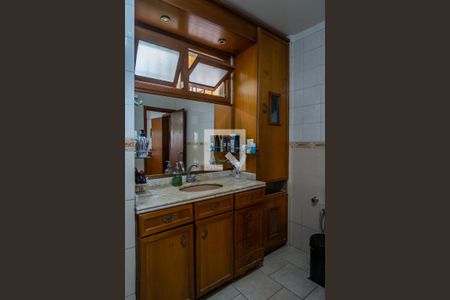 Casa à venda com 464m², 5 quartos e 2 vagasBanheiro da Suíte