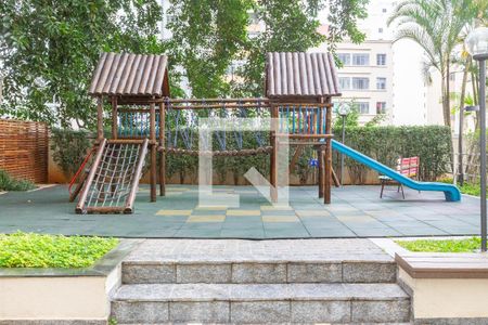 Apartamento à venda com 72m², 2 quartos e 1 vaga Apartamento à venda com 72m², 2 quartos e 1 vagaÁrea comum - Playground