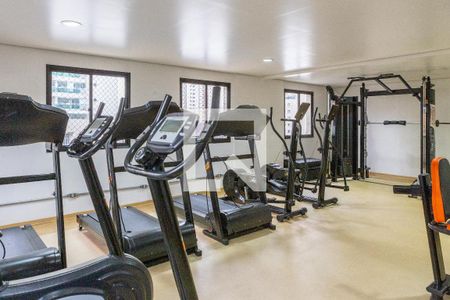 Apartamento à venda com 72m², 2 quartos e 1 vaga Apartamento à venda com 72m², 2 quartos e 1 vagaÁrea comum - Academia