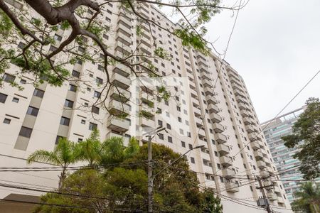 Apartamento à venda com 72m², 2 quartos e 1 vaga Apartamento à venda com 72m², 2 quartos e 1 vagaFachada