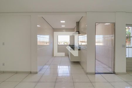 Sala de casa para alugar com 3 quartos, 200m² em Boa Vista, Belo Horizonte
