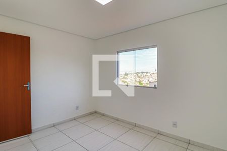 Quarto 1 de casa para alugar com 3 quartos, 200m² em Boa Vista, Belo Horizonte