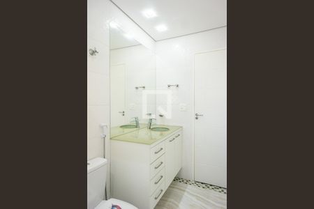 Casa à venda com 170m², 3 quartos e 2 vagasBanheiro da Suíte 3