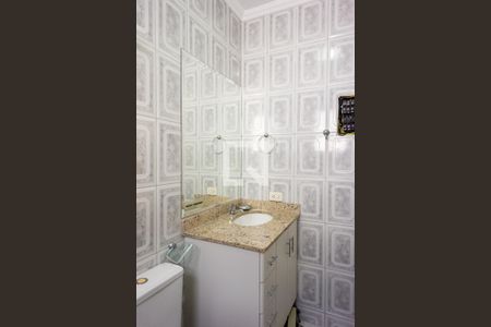 Casa à venda com 170m², 3 quartos e 2 vagasBanheiro da Suíte 2