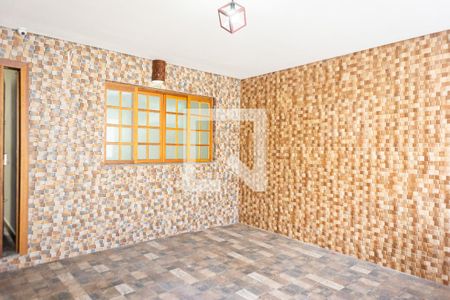 Casa à venda com 170m², 3 quartos e 2 vagasGaragem