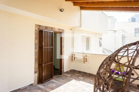 Casa à venda com 170m², 3 quartos e 2 vagasVaranda