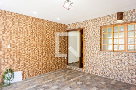 Casa à venda com 170m², 3 quartos e 2 vagasGaragem