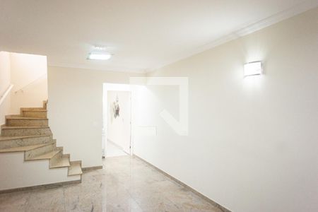 Sala de casa à venda com 3 quartos, 170m² em Cidade Mãe do Céu, São Paulo