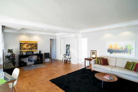 Sala de apartamento à venda com 3 quartos, 145m² em Campo Belo, São Paulo