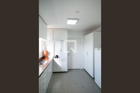 Apartamento à venda com 145m², 3 quartos e 2 vagas Apartamento à venda com 145m², 3 quartos e 2 vagasCozinha