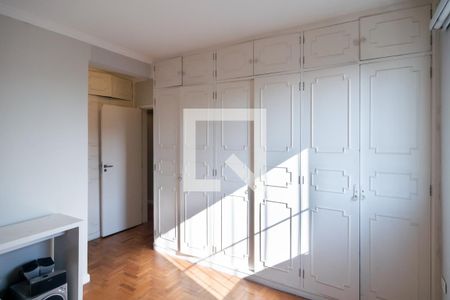 Apartamento à venda com 145m², 3 quartos e 2 vagas Apartamento à venda com 145m², 3 quartos e 2 vagasQuarto 3 - Suíte