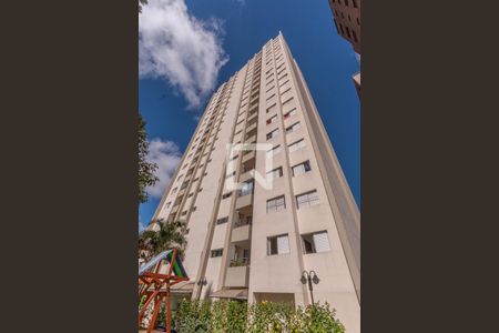 Apartamento à venda com 72m², 2 quartos e 1 vaga Apartamento à venda com 72m², 2 quartos e 1 vagaFachada